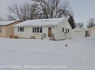 2912 E 14th St, Sioux Falls, SD 57103