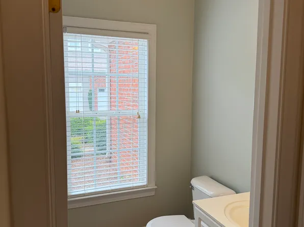 175 Alpine Ct, Winston Salem, NC 27104