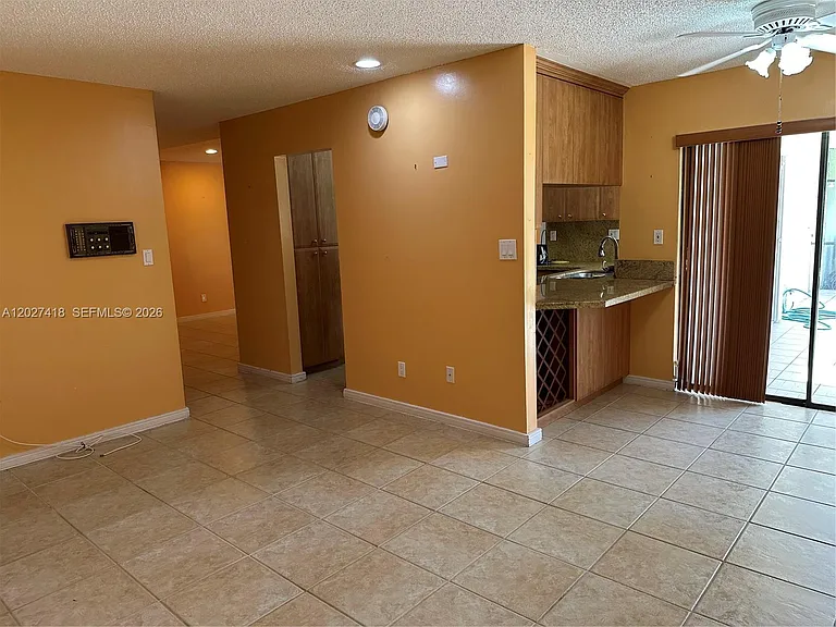 10711 SW 116th Ave — Photo 7