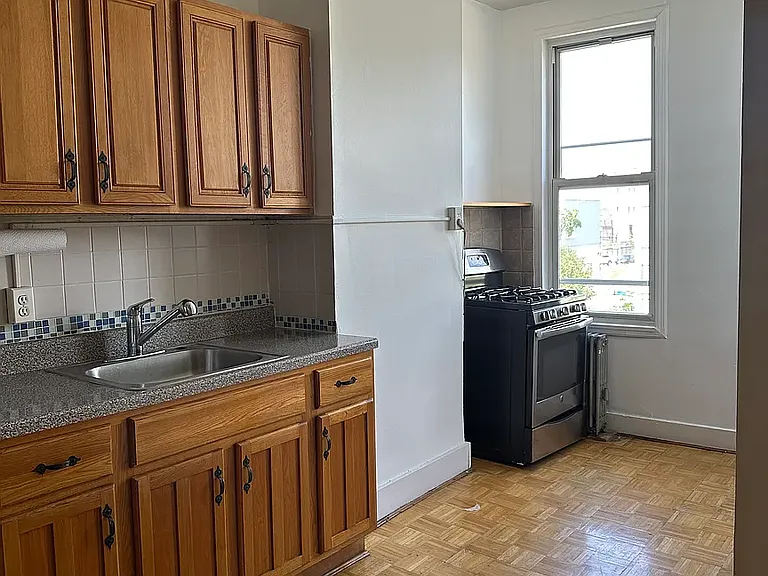60-17 54th St #2L — Photo 13