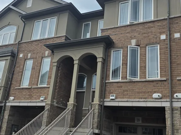 18 Aqua Ln, Hamilton, ON L0R 1P0