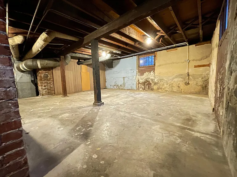 1516 SE Alder St — Photo 32