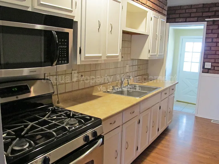 4732 Westfield Ave — Photo 5