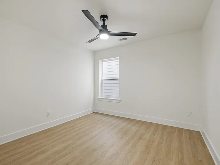 316A Tampa Dr — Photo 17