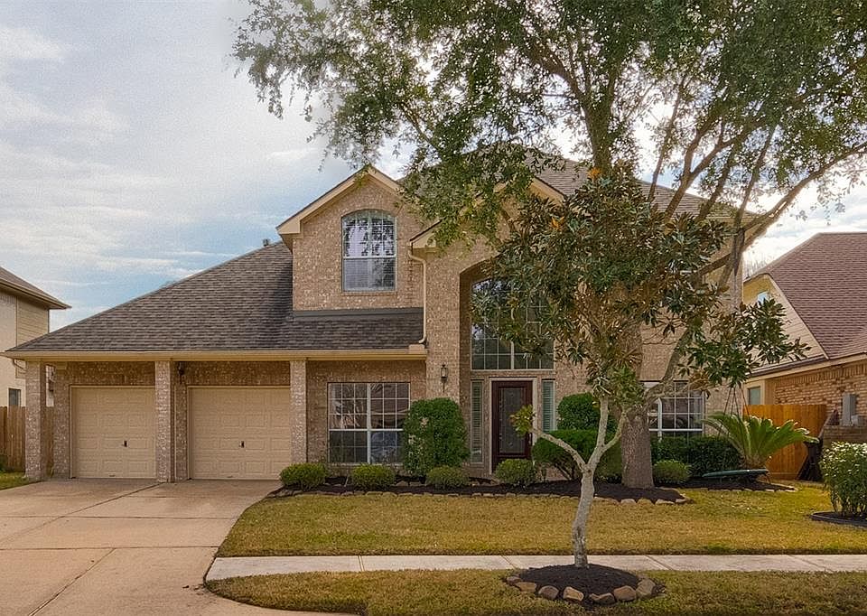 1st image of 1481 Garden Lakes Dr
