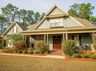 110 Saint Annes Dr, Hattiesburg, MS 39401
