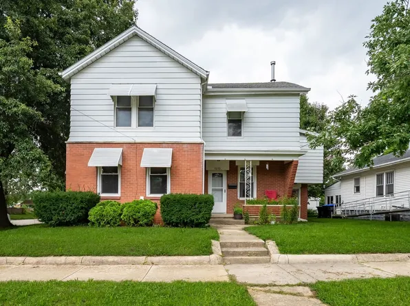 1313 W Chestnut St, Bloomington, IL 61701