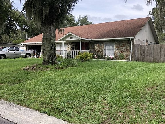 2nd image of 604 E River Dr