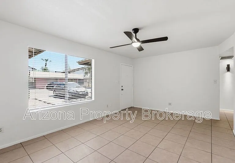 1625 N Date #2 — Photo 4