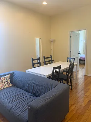 Rented by Oxford Property Group | media 12