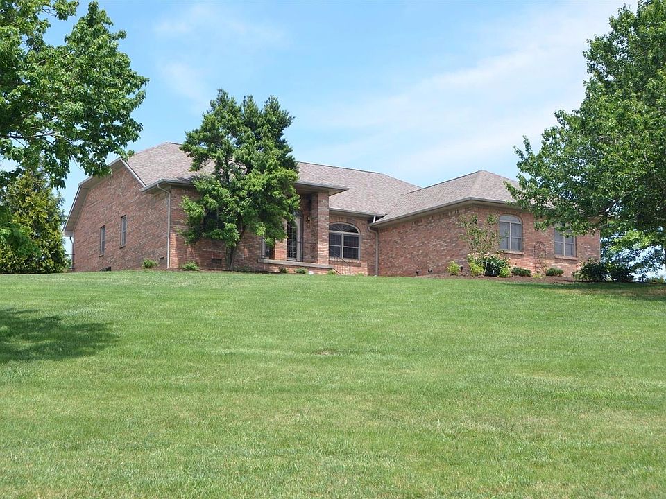 1st image of 100 Daisey Dr