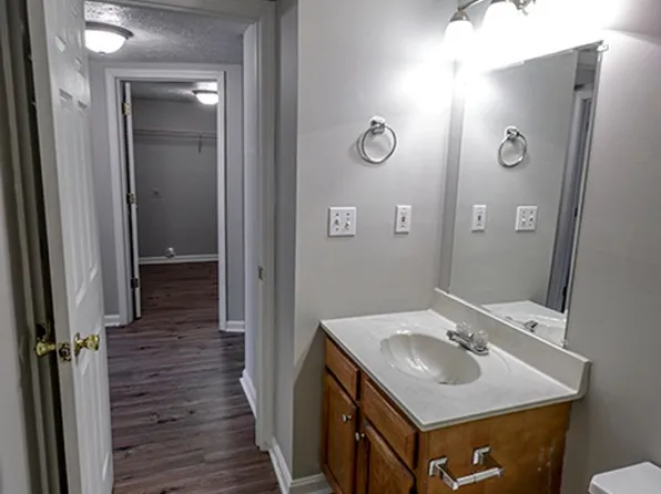 Standing Oak Dr 8508, 8508 Standing Oak Dr APT 1, Louisville, KY 40258