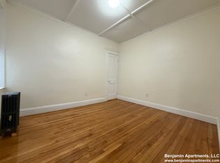 1175 Boylston St APT 16, Boston, MA 02215