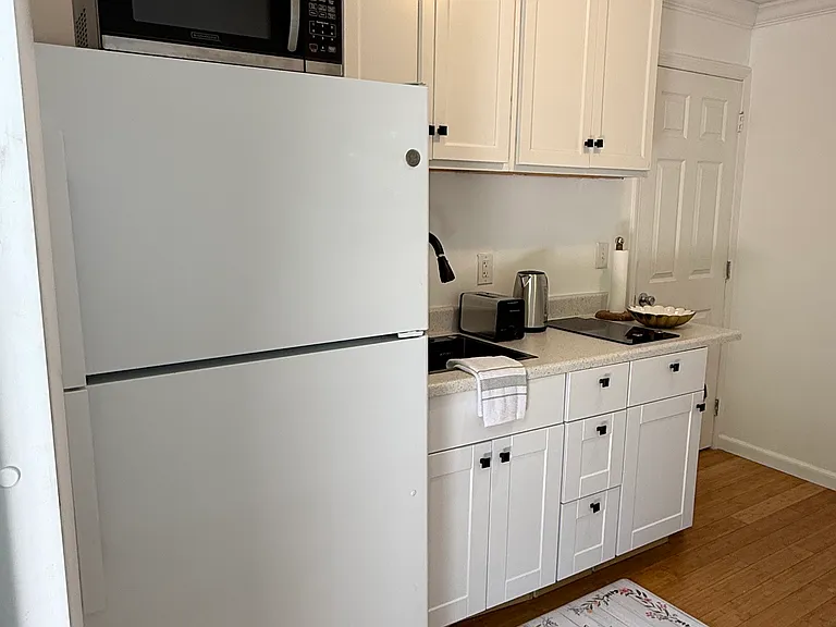 1413 SW 23rd Ave #1 — Photo 5