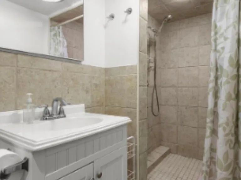 15587 Russell Ave — Photo 30