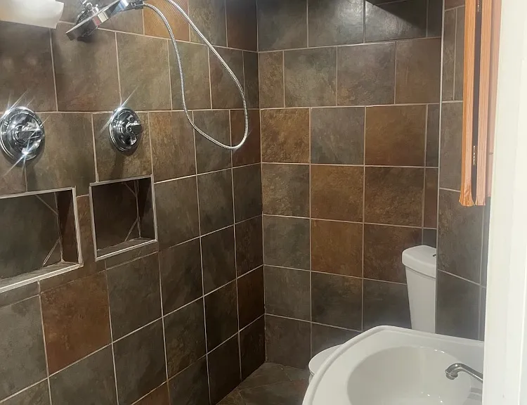 837 Whitney Cir — Photo 23
