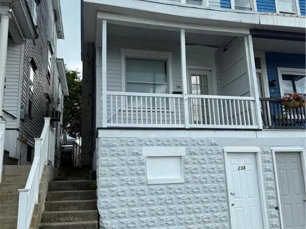 238 S 2nd St, Lehighton, PA 18235