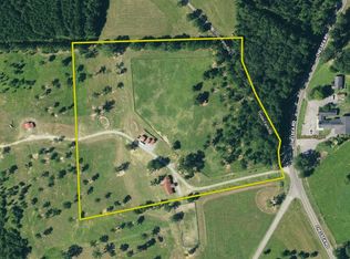 204 Back 40 Rd, Columbiana, AL 35051