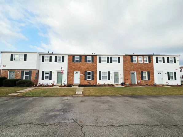 119 Elmur Dr #67, Greensburg, PA 15601
