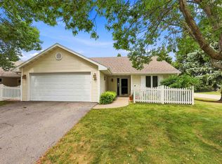1917 Knapp St, Oshkosh, WI 54902