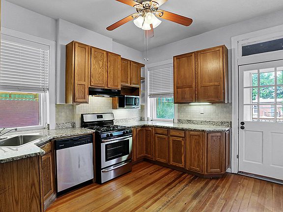 5th image of 2615 Arkansas Ave #A
