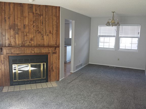 Living Room/ Dinning Room