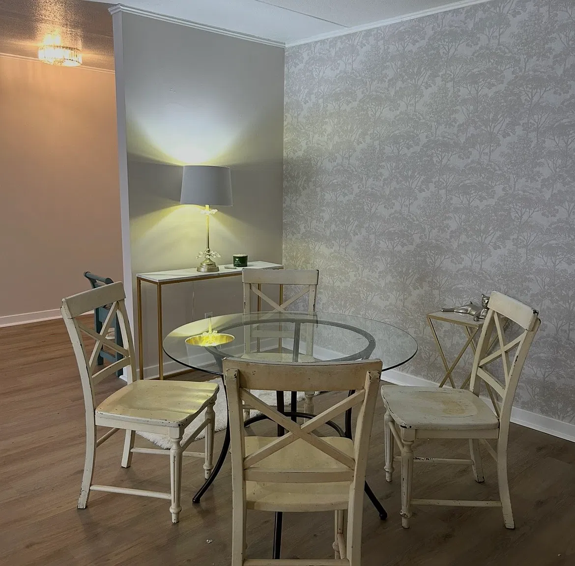 2 bed, 1124 sqft, $1,595 — Photo 2