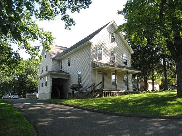 70 Lake Street