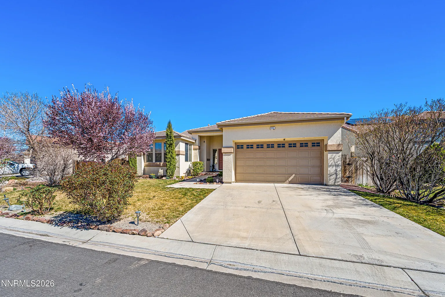 435 La Costa Cir photo 1