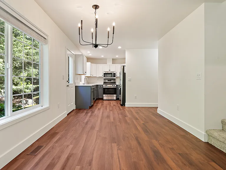 Cascade -1549sq.ft -upgraded
