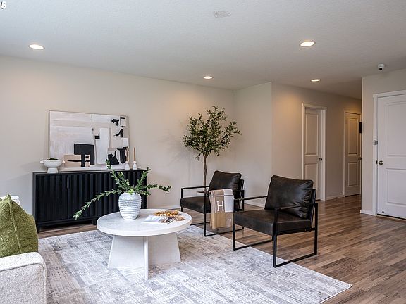 3rd image of 505 NE 138th Pl