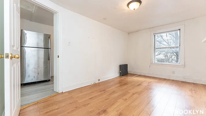 Rented by Nooklyn NYC LLC | media 11