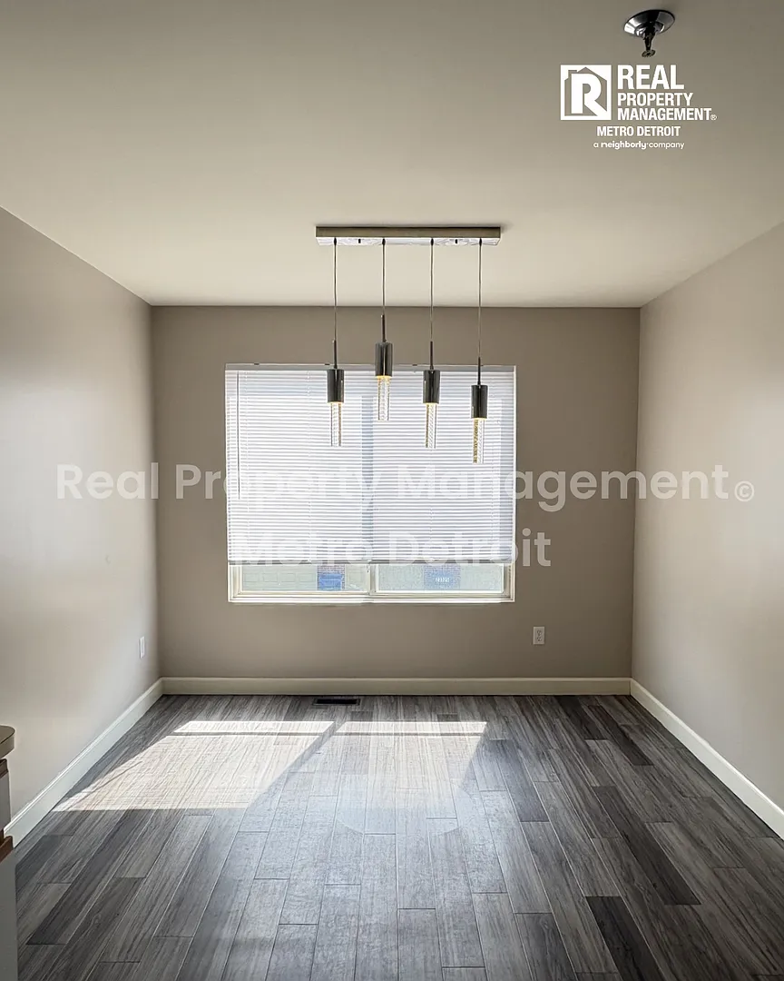 Cozy Condo Living — Photo 4