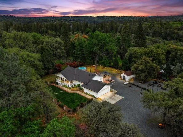 6301 Pikes Peak Cir, Garden Valley, CA 95633