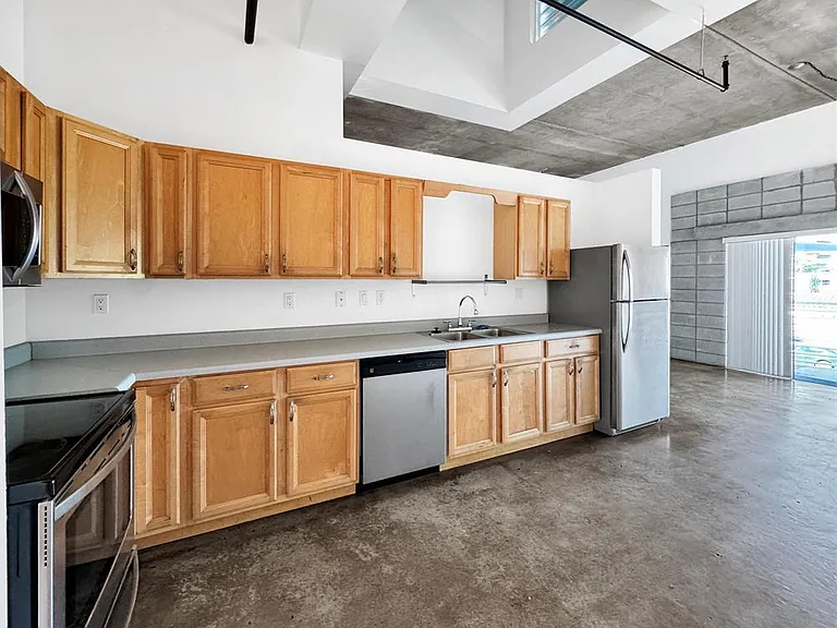 200 E Dania Beach Blvd #208 — Photo 2