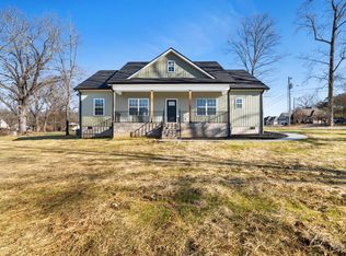 19 Cadence Ct, Estill Springs, TN 37330