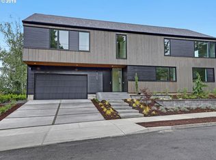 9077 NW Lovejoy St, Portland, OR