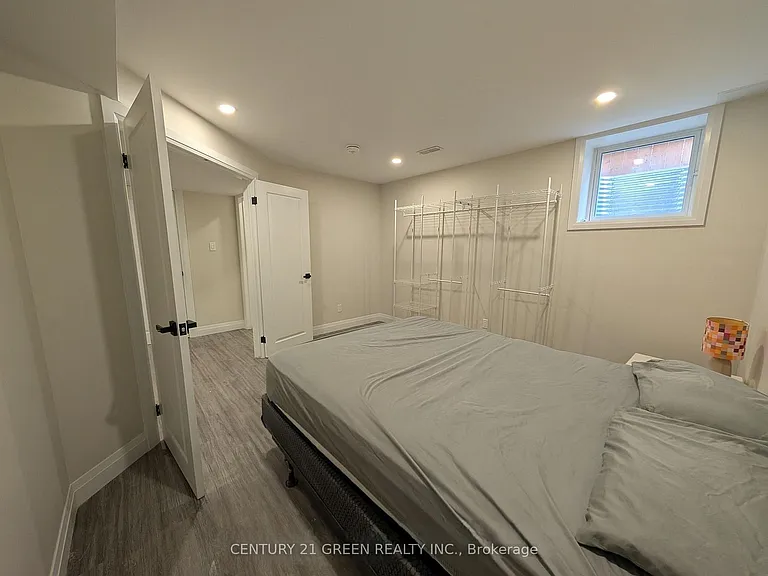 336 Rivertrail Ave #BASEMENT — Photo 11