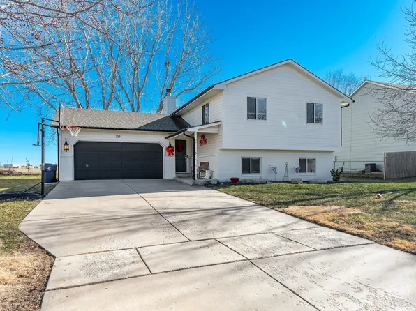310 N Miles Ave, Valley Center, KS 67147