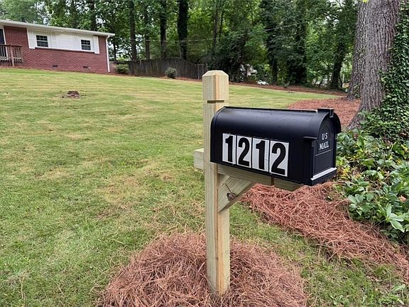 2nd image of 1212 Baker Ln