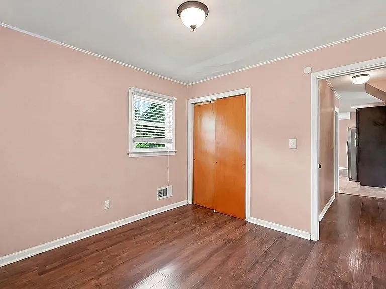 35 Avondale Dr #13 — Photo 10