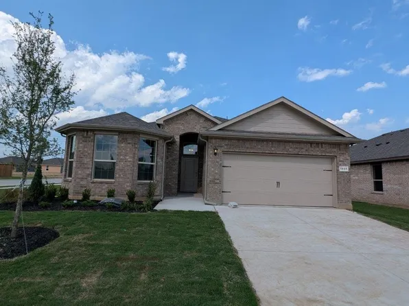 1001 Traction Trl, Cleburne, TX 76031