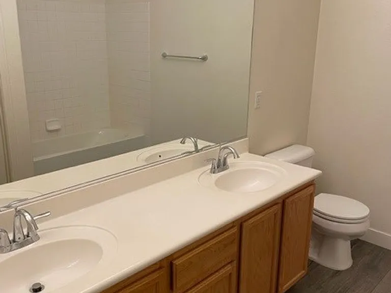 3511 Desert Cliff St #103 — Photo 26