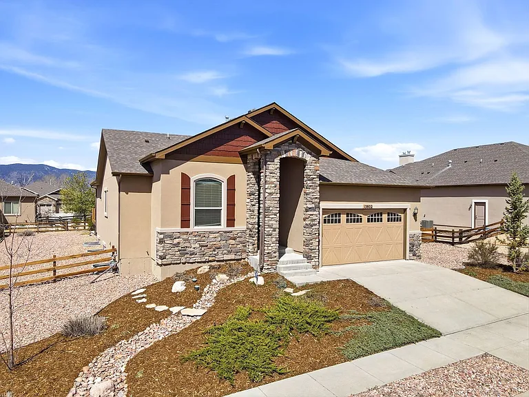 13802 Windrush Dr — Photo 2