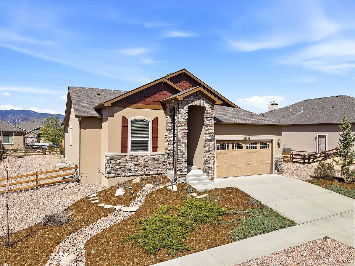 Building Photo - 13802 Windrush Dr