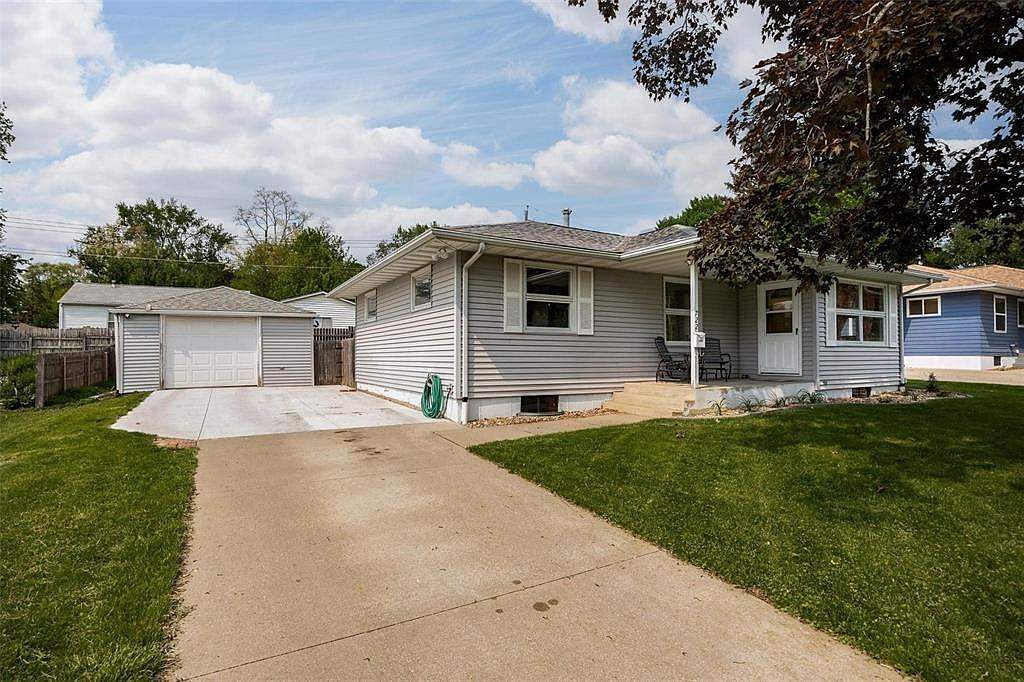 722 Highland Ave, Iowa City, IA 52240 Zillow