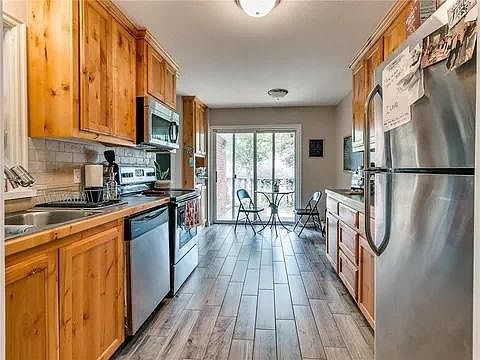 kitchen gate