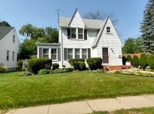 152 S Genesee Ave, Pontiac, MI 48341