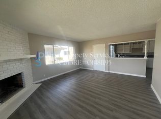 8646 5th St #A, Downey, CA 90241