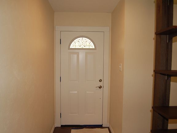 4th image of 7108 Towering Oaks Dr